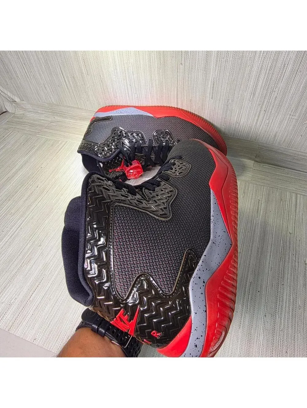 Nike Air Jordan Spike Forty Bred PE – Men's US 11 / EU 45 – Excellent Condition